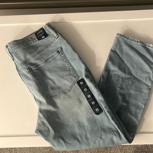 Women’s Essential J Crew Jeans 31W Boyfriend Jeans Distressed NWT